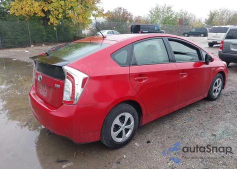 2015 Toyota Prius Two z USA, uszkodzony, nr VIN JTDKN3DU1F1914091